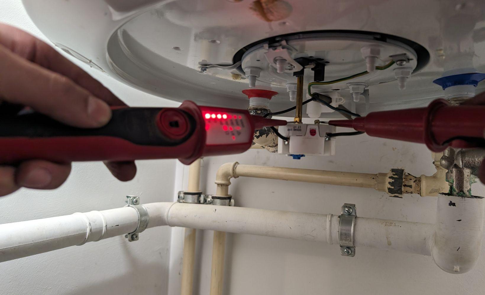 Plombier vdk bruxelles depannage chauffe eau electrique en panne